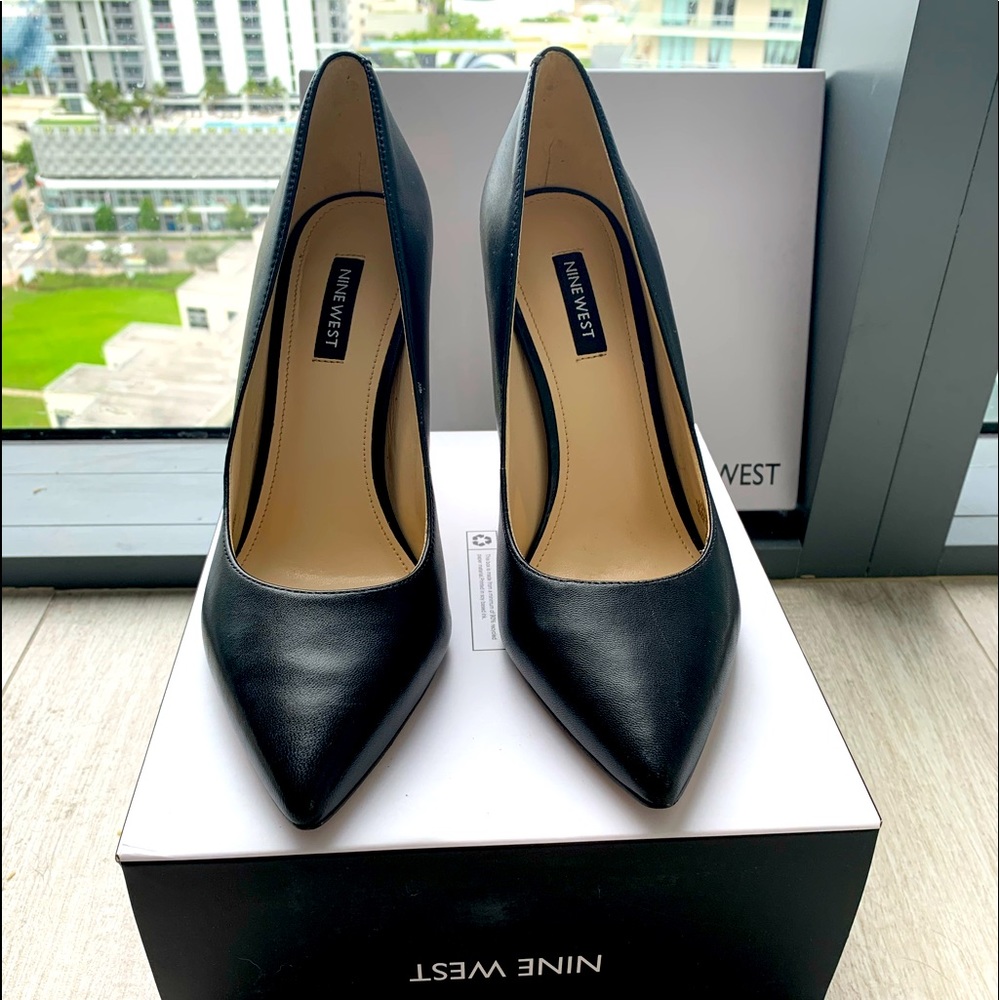 Nine West Tatiana Heels size 9.